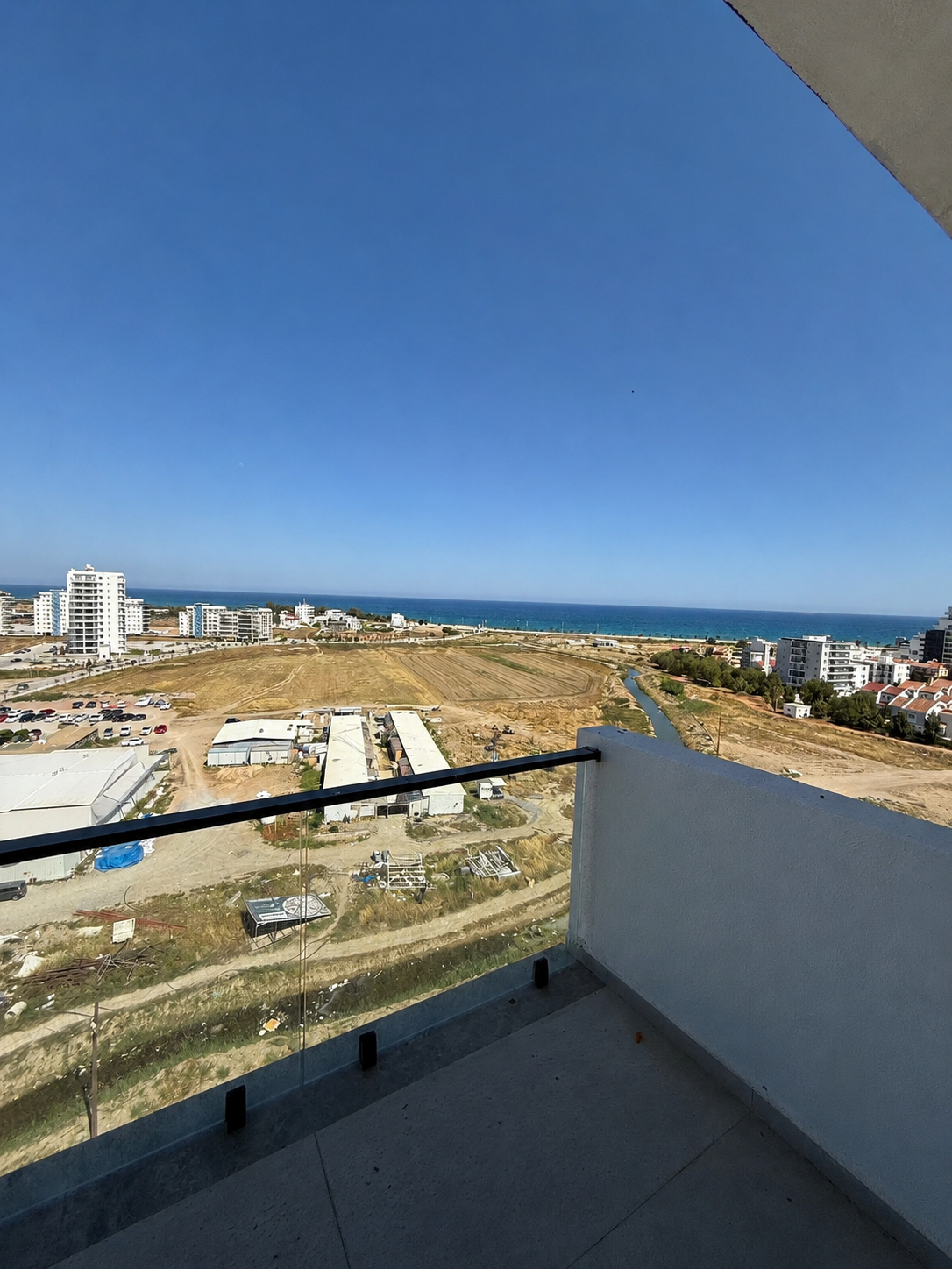 Riverside Life Residence’ta Deniz Manzaralı Satılık Eşyasız 1+0 Daire görsel 5