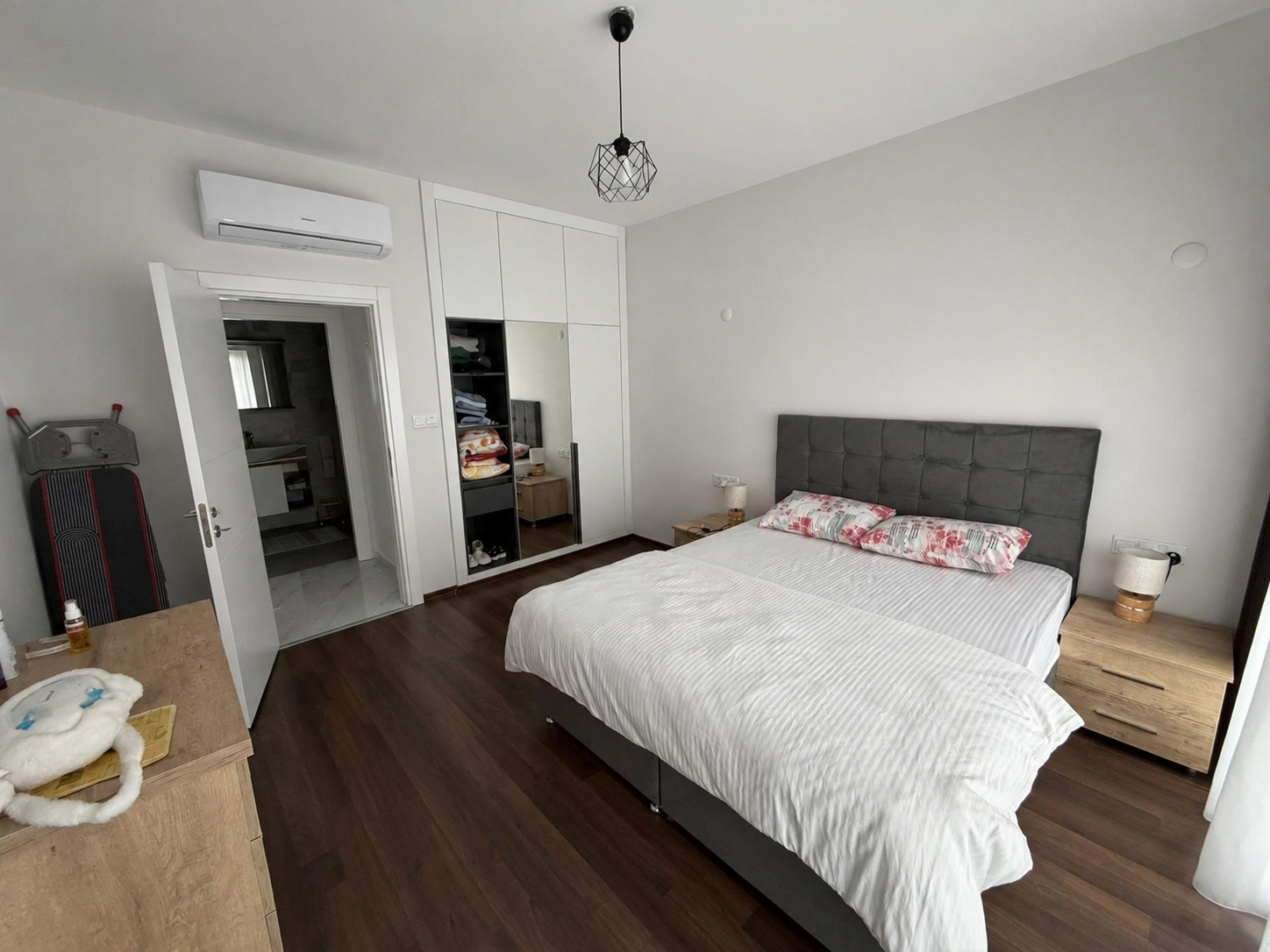 İskele Long Beach Riverside Life Residence’ta Satılık Eşyasız 1+1 Daire görsel 3