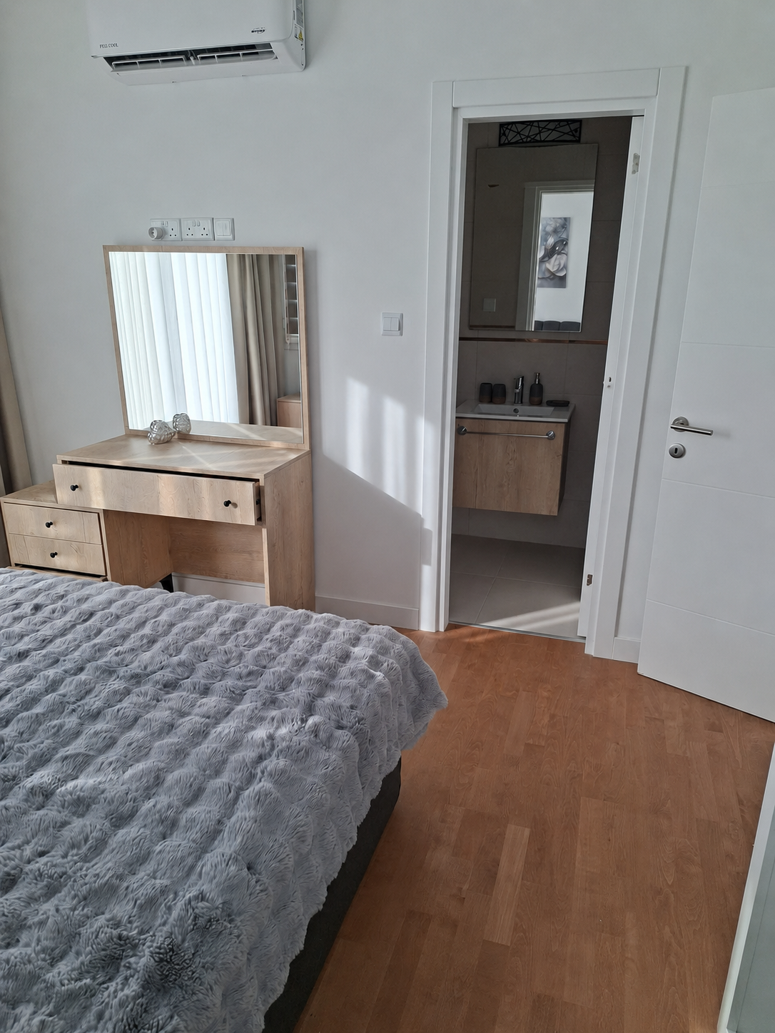 İskele Boğaz Four Seasons Life 1’de Deniz Manzaralı Satılık 2+1 İkiz Villa görsel 12