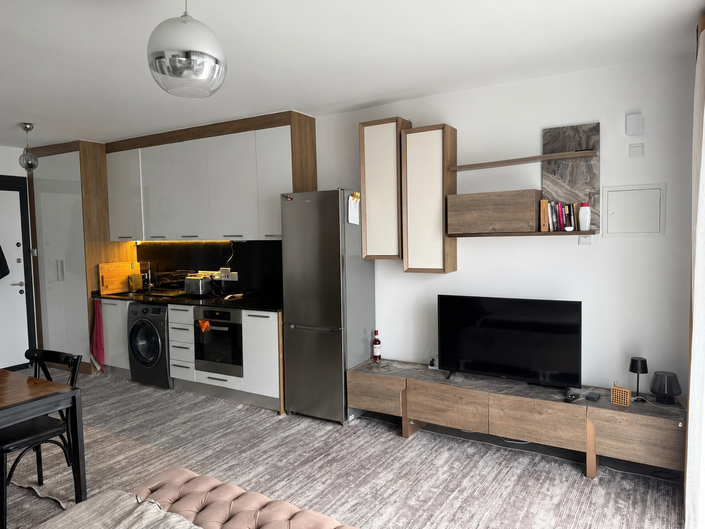 İskele Boğaz Four Seasons Life 1’de Full Eşyalı Satılık 1+0 Daire görsel 3