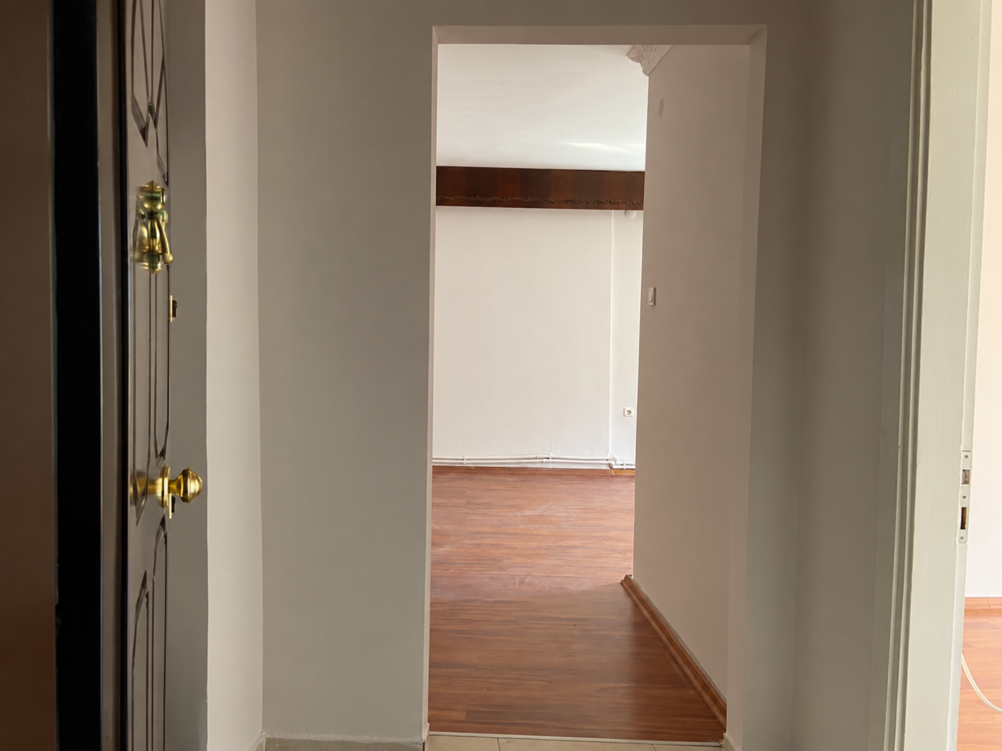 Bostanlı Merkezde Kullanışlı 3+1 Kiralık Daire görsel 8
