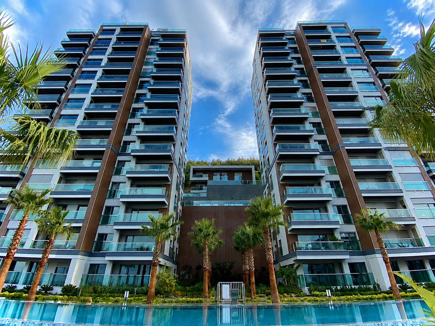 ONAG NARLIDERE SATILIK 3+1 NET DENİZ MANZARALI DAİRE