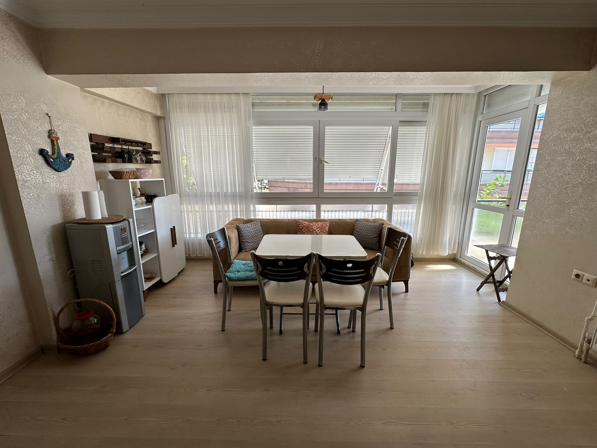 ATAKENT 2+1 AÇIK MUTFAKLI , ARAKAT, EŞYALI SATILIK DAİRE