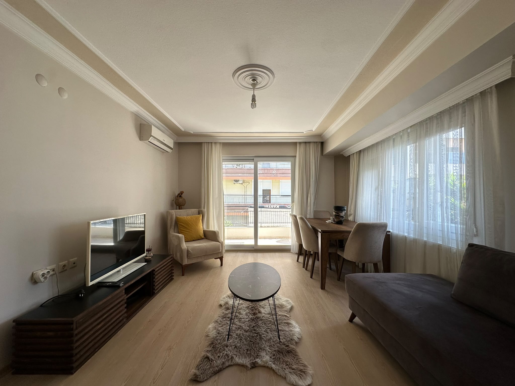 ATAKENT 2+1 AÇIK MUTFAKLI , ARAKAT, EŞYALI SATILIK DAİRE